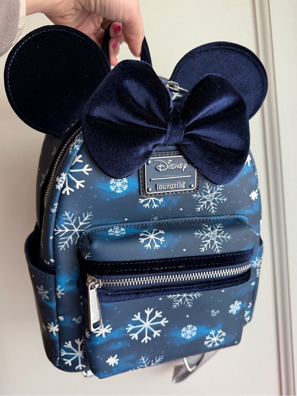 Loungefly Disney Snowflake Minnie Mouse Ears Mini Backpack BoxLunch Exclusive